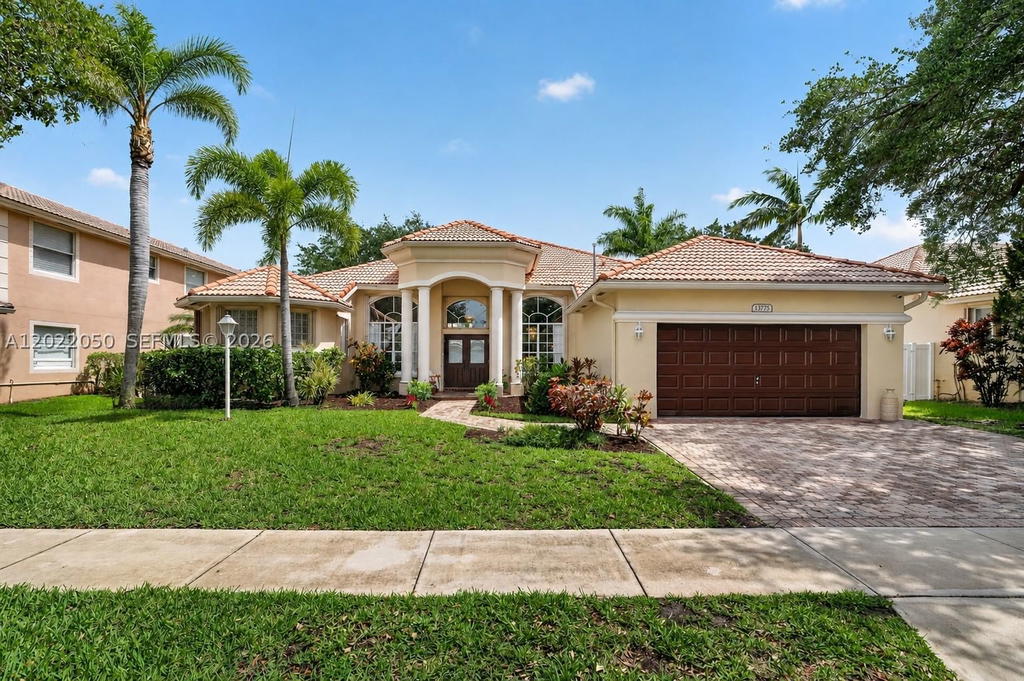 Real estate property located at 13775 20th St, Broward, Pembroke Falls-phase 4a, Pembroke Pines, FL