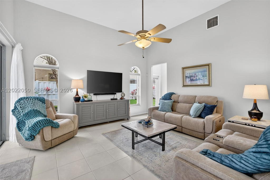 Real estate property located at 13775 20th St, Broward, Pembroke Falls-phase 4a, Pembroke Pines, FL