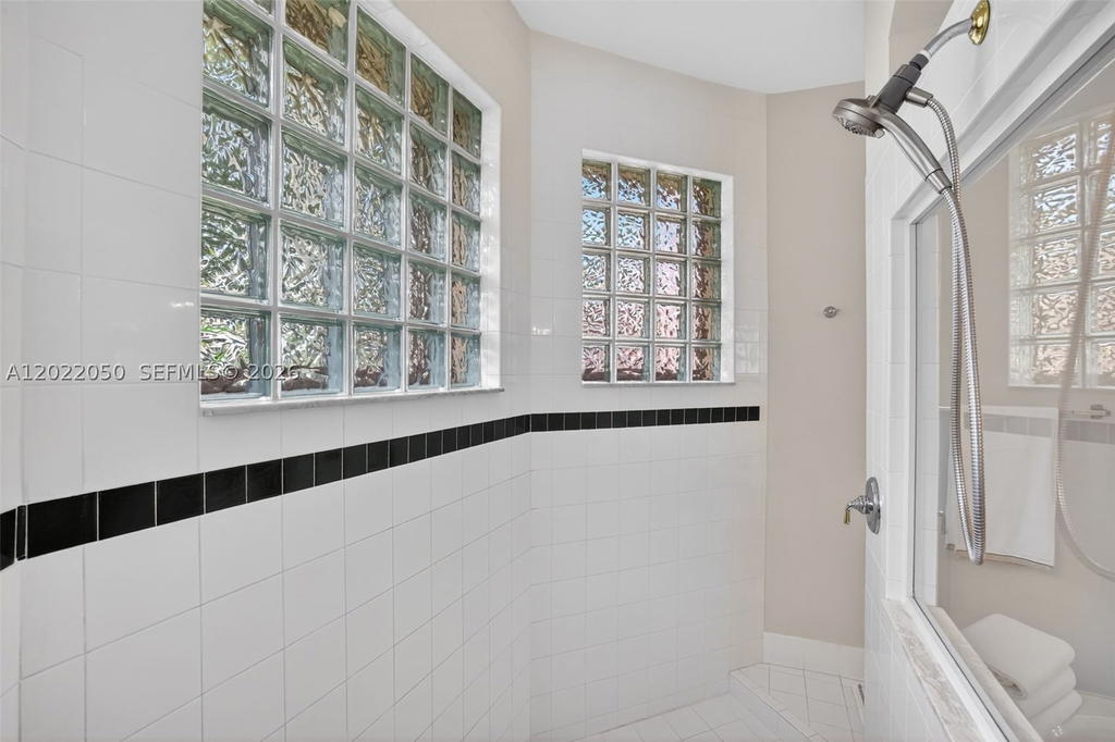 Real estate property located at 13775 20th St, Broward, Pembroke Falls-phase 4a, Pembroke Pines, FL