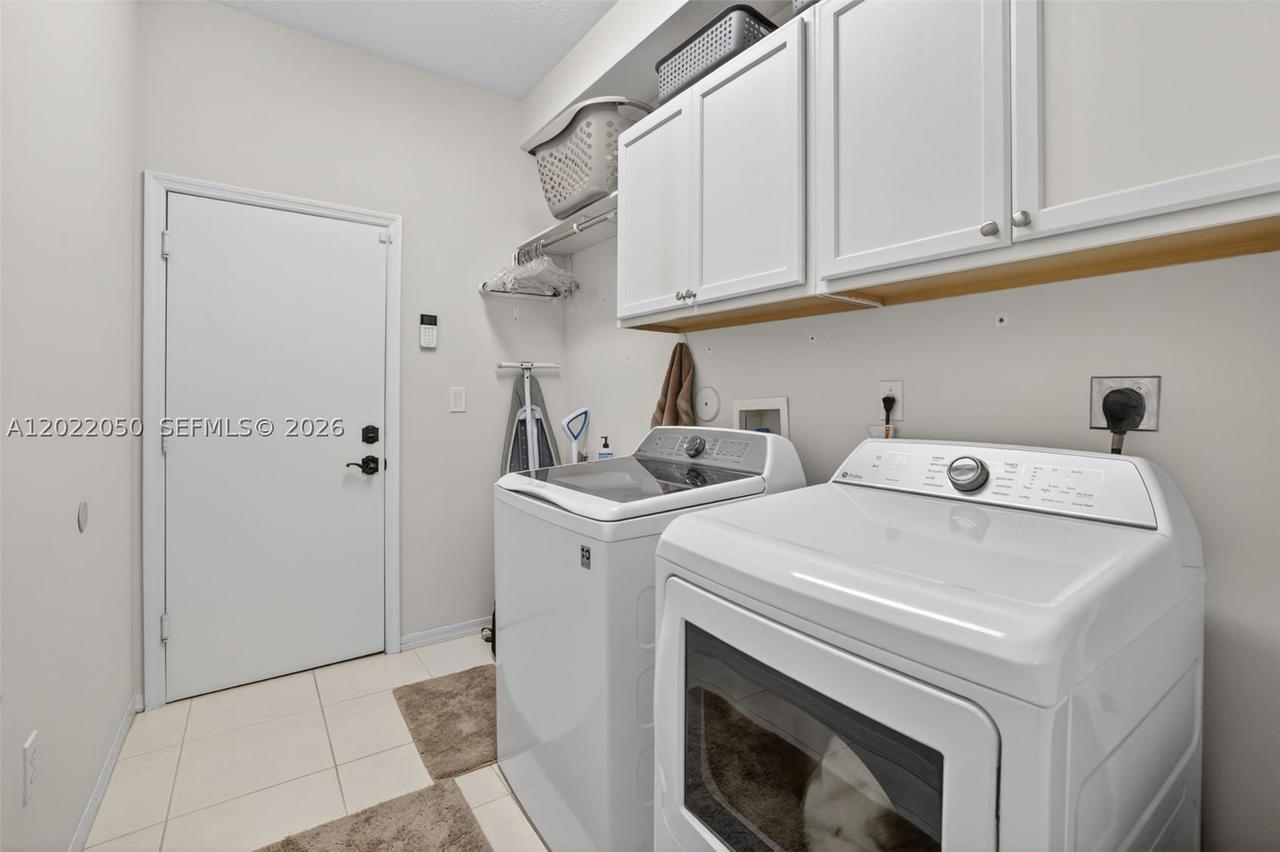 Real estate property located at 13775 20th St, Broward, Pembroke Falls-phase 4a, Pembroke Pines, FL
