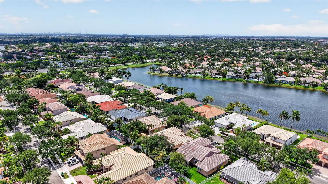 Real estate property located at 13775 20th St, Broward, Pembroke Falls-phase 4a, Pembroke Pines, FL