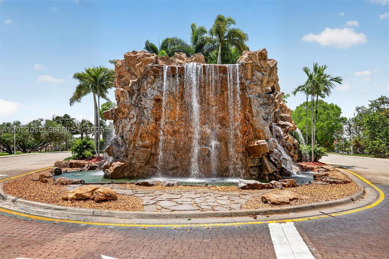 Real estate property located at 13775 20th St, Broward, Pembroke Falls-phase 4a, Pembroke Pines, FL