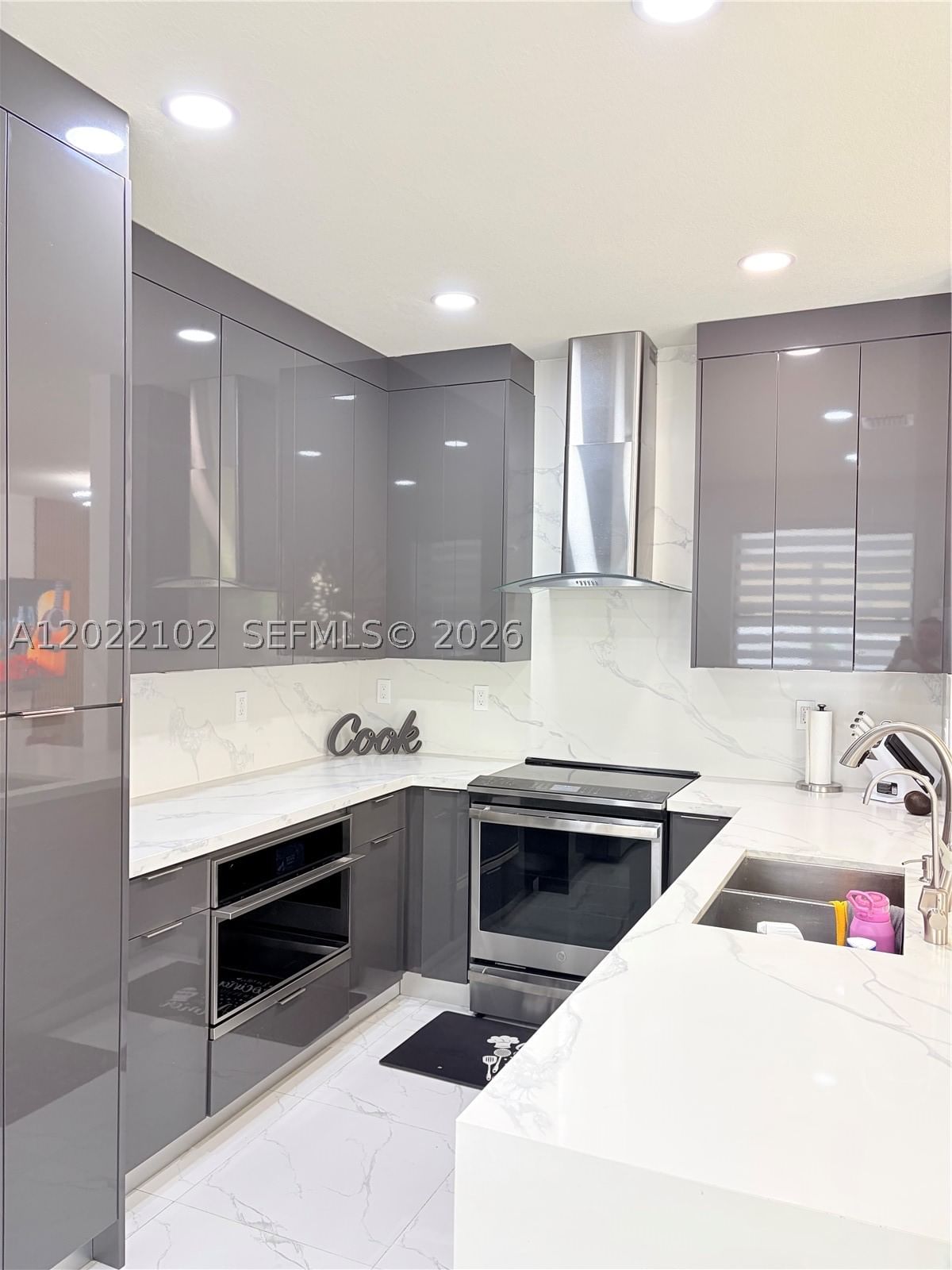 Real estate property located at 3409 92nd Pl, Miami-dade, Bonterra, Hialeah, FL