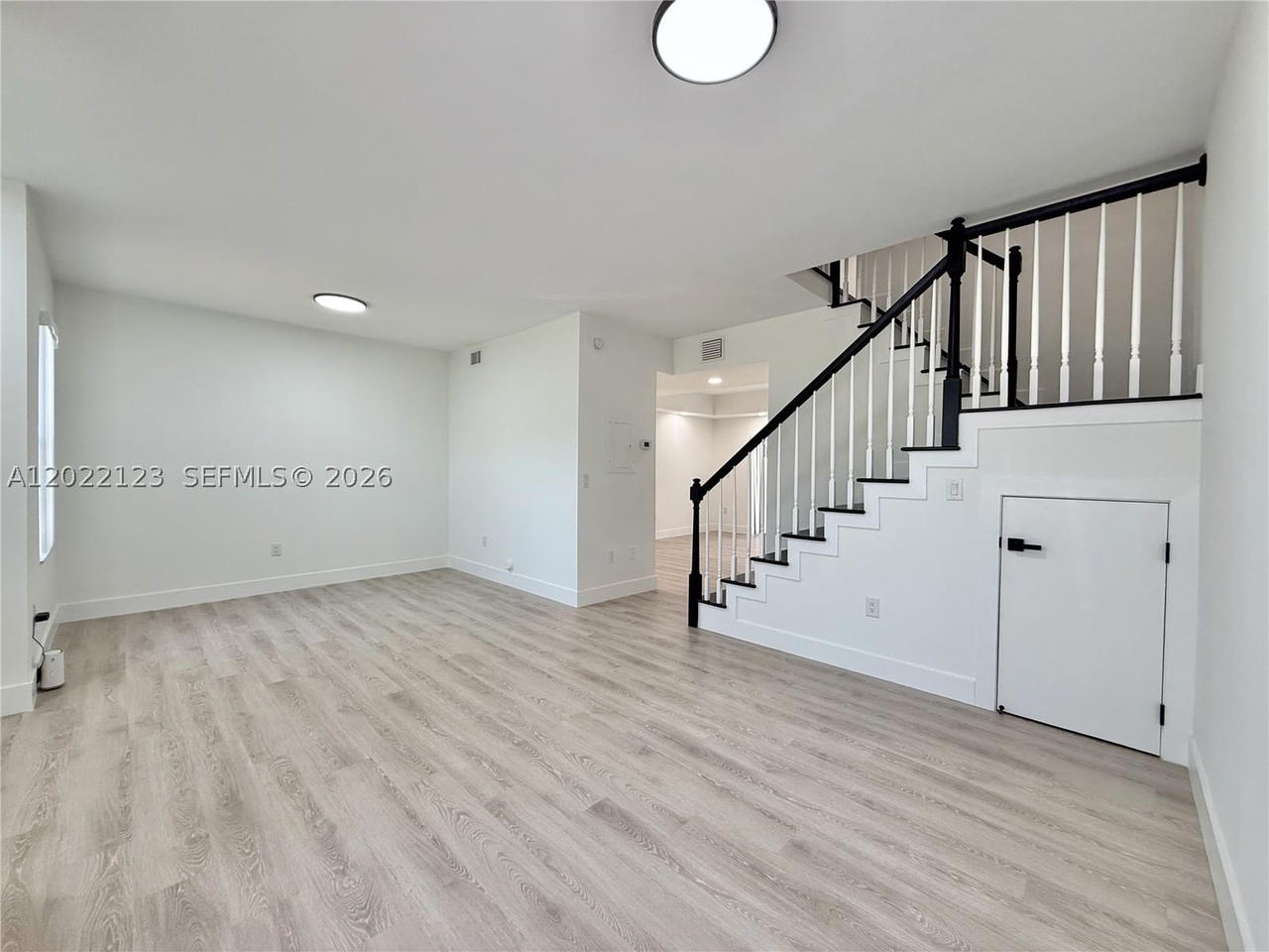 Real estate property located at 5230 109th Ave #7, Miami-dade, Veranda At Doral Condo No, Doral, FL