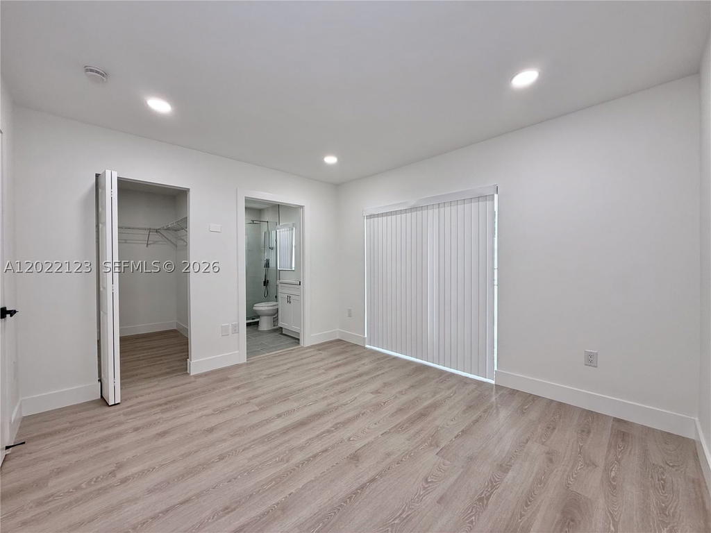 Real estate property located at 5230 109th Ave #7, Miami-dade, Veranda At Doral Condo No, Doral, FL