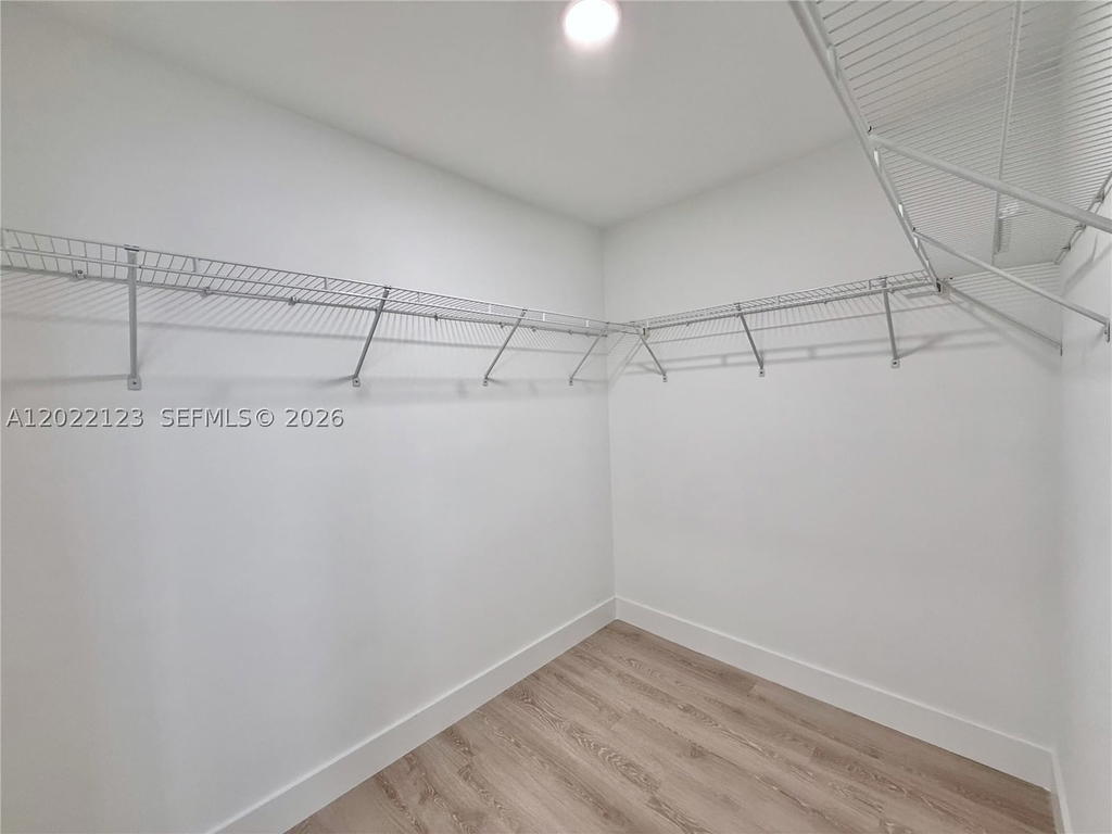 Real estate property located at 5230 109th Ave #7, Miami-dade, Veranda At Doral Condo No, Doral, FL