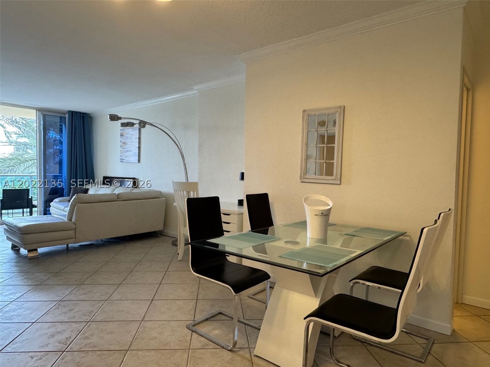 Real estate property located at 2501 Ocean Dr #328, Broward, Wave Condo, Hollywood, FL