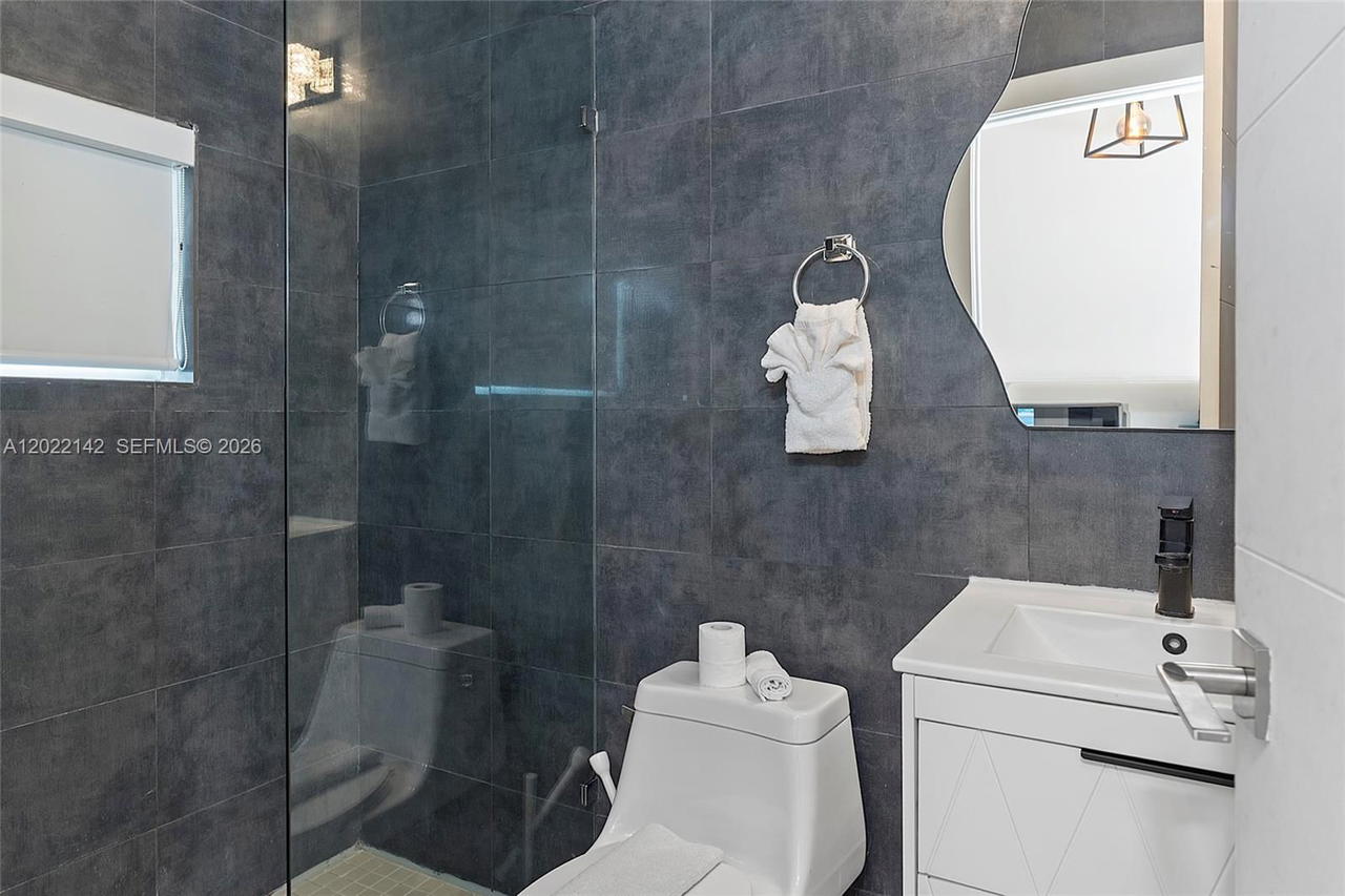 Real estate property located at 235 18th St, Miami-dade, Alton Beach 1st Sub, Miami Beach, FL