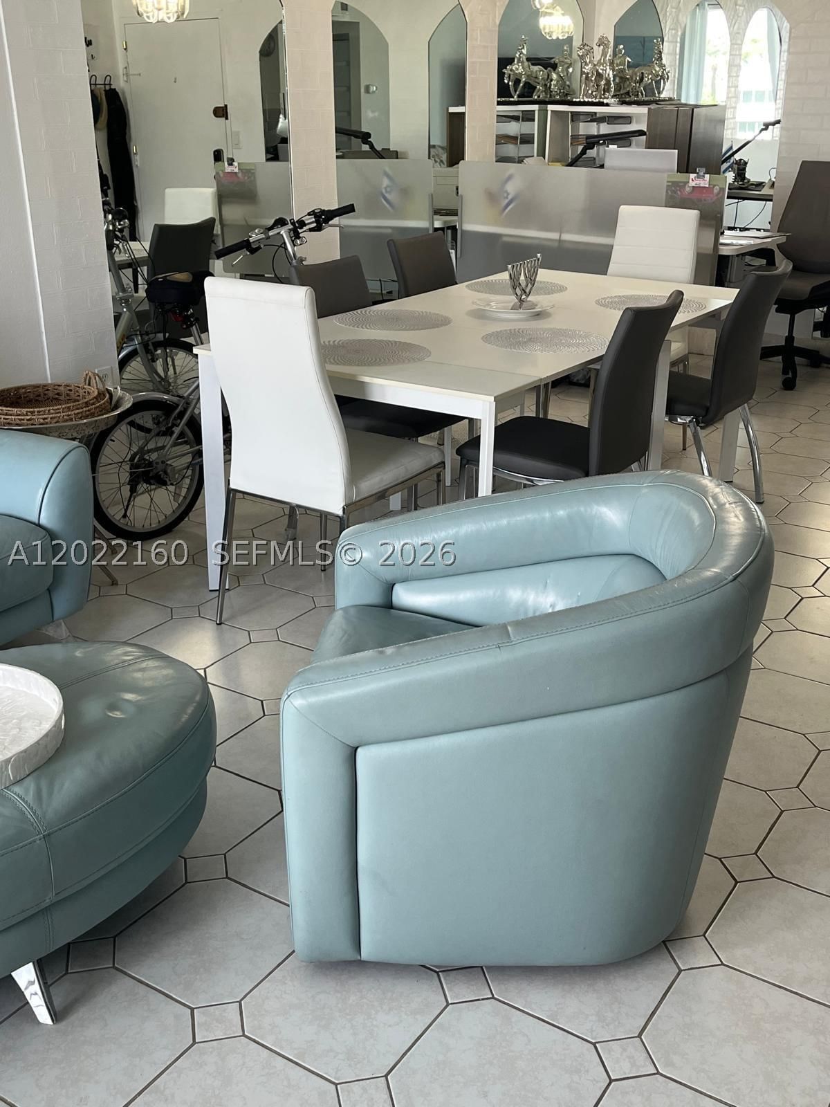 Real estate property located at 211 Ocean Dr #204, Broward, Victoria Towers Condo, Hollywood, FL