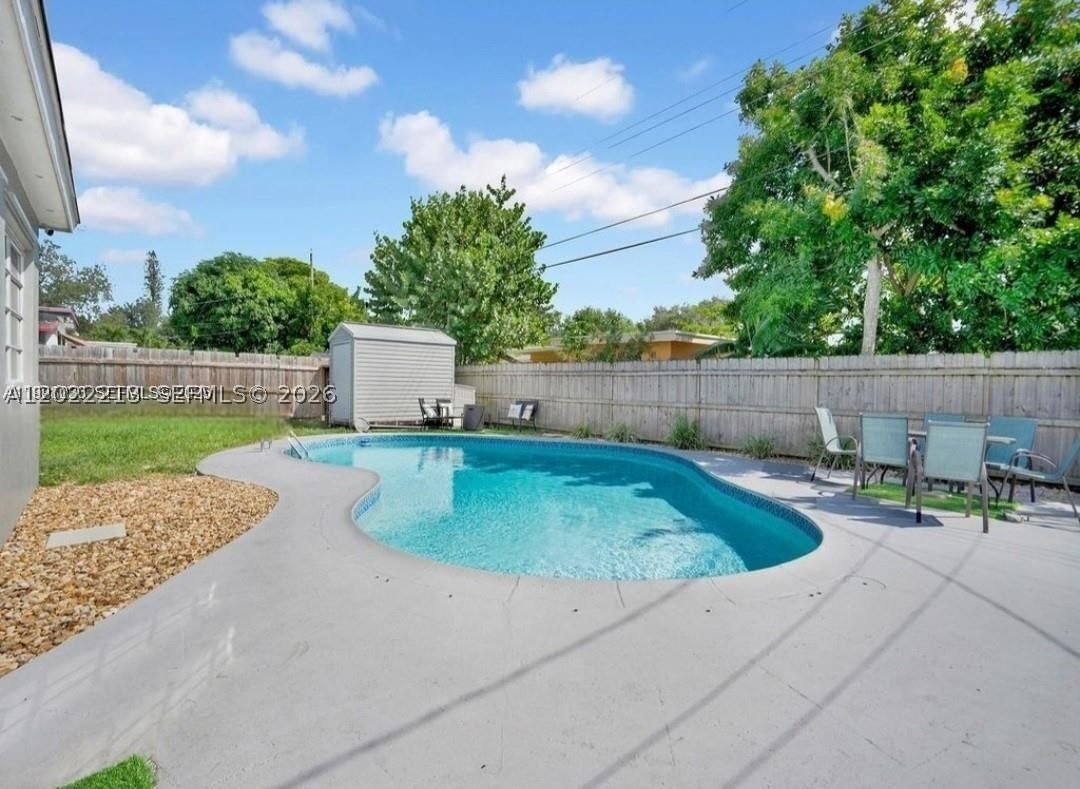 Real estate property located at 6930 12th St, Broward, Pembroke Pines No 3, Pembroke Pines, FL