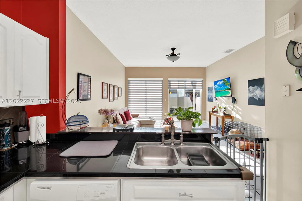 Real estate property located at 8357 162nd Ct, Miami-dade, Lago Mar West, Miami, FL
