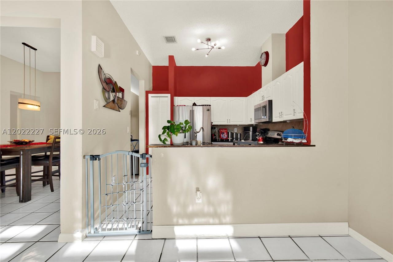 Real estate property located at 8357 162nd Ct, Miami-dade, Lago Mar West, Miami, FL