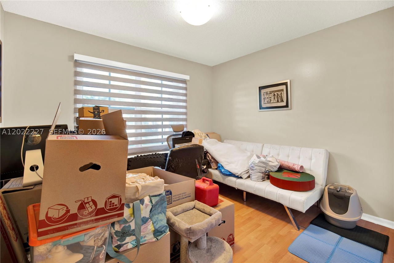 Real estate property located at 8357 162nd Ct, Miami-dade, Lago Mar West, Miami, FL