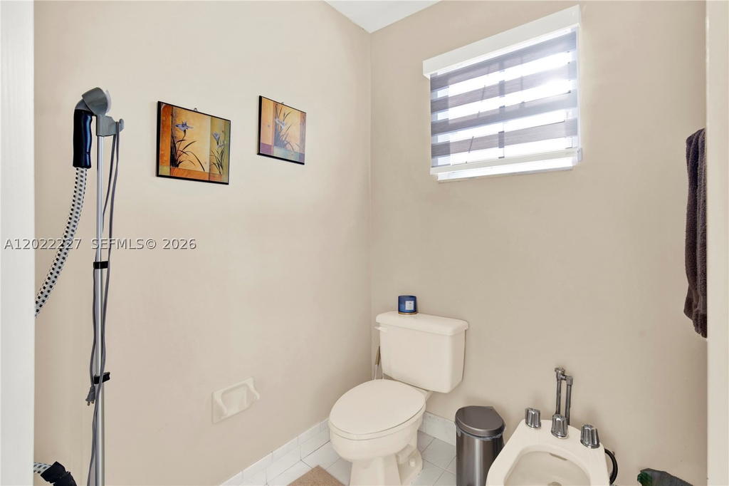 Real estate property located at 8357 162nd Ct, Miami-dade, Lago Mar West, Miami, FL