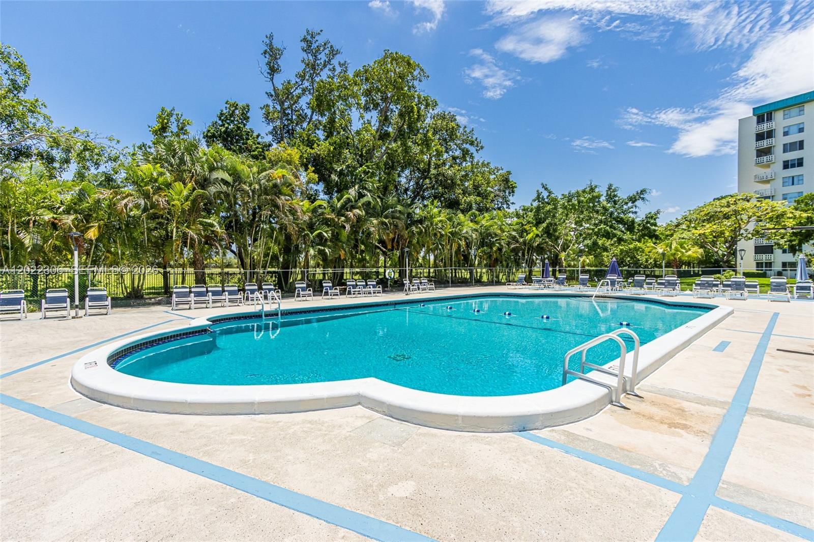 Real estate property located at 4330 Hillcrest Dr #506, Broward, Hillcrest East No 23 Cond, Hollywood, FL