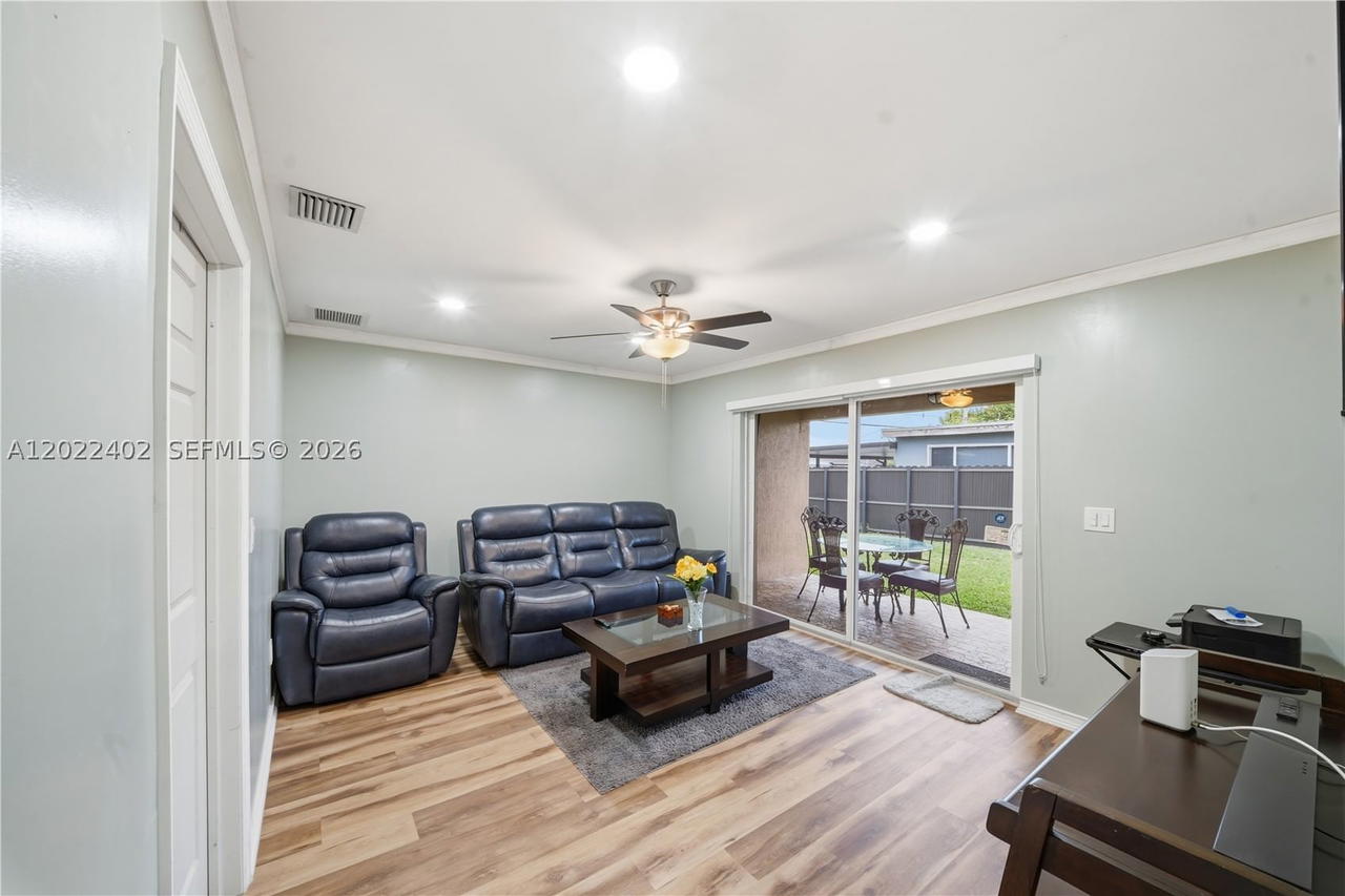 Real estate property located at 1081 198th St, Miami-dade, Norwood 4th Addn, Miami Gardens, FL