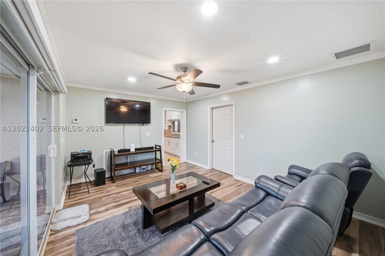 Real estate property located at 1081 198th St, Miami-dade, Norwood 4th Addn, Miami Gardens, FL