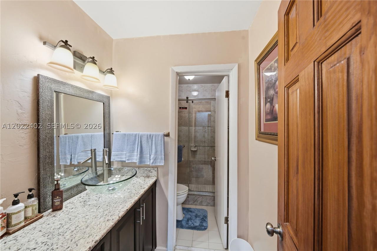 Real estate property located at 1081 198th St, Miami-dade, Norwood 4th Addn, Miami Gardens, FL