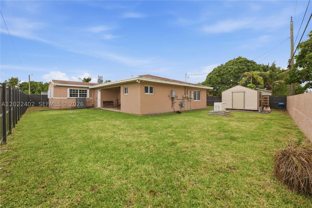 Real estate property located at 1081 198th St, Miami-dade, Norwood 4th Addn, Miami Gardens, FL