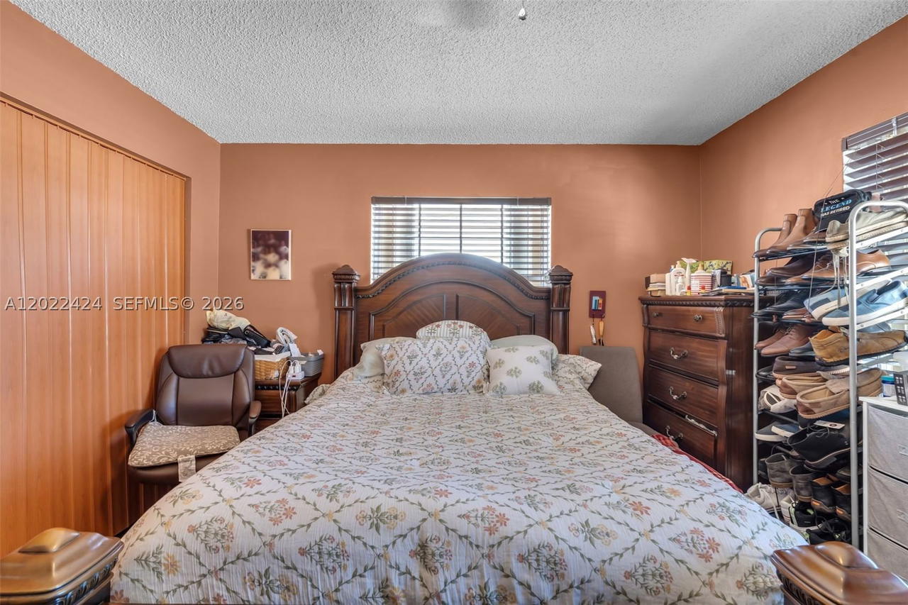 Real estate property located at 20370 32nd Ave, Miami-dade, Leslie Patio Homes Sec 4, Miami Gardens, FL