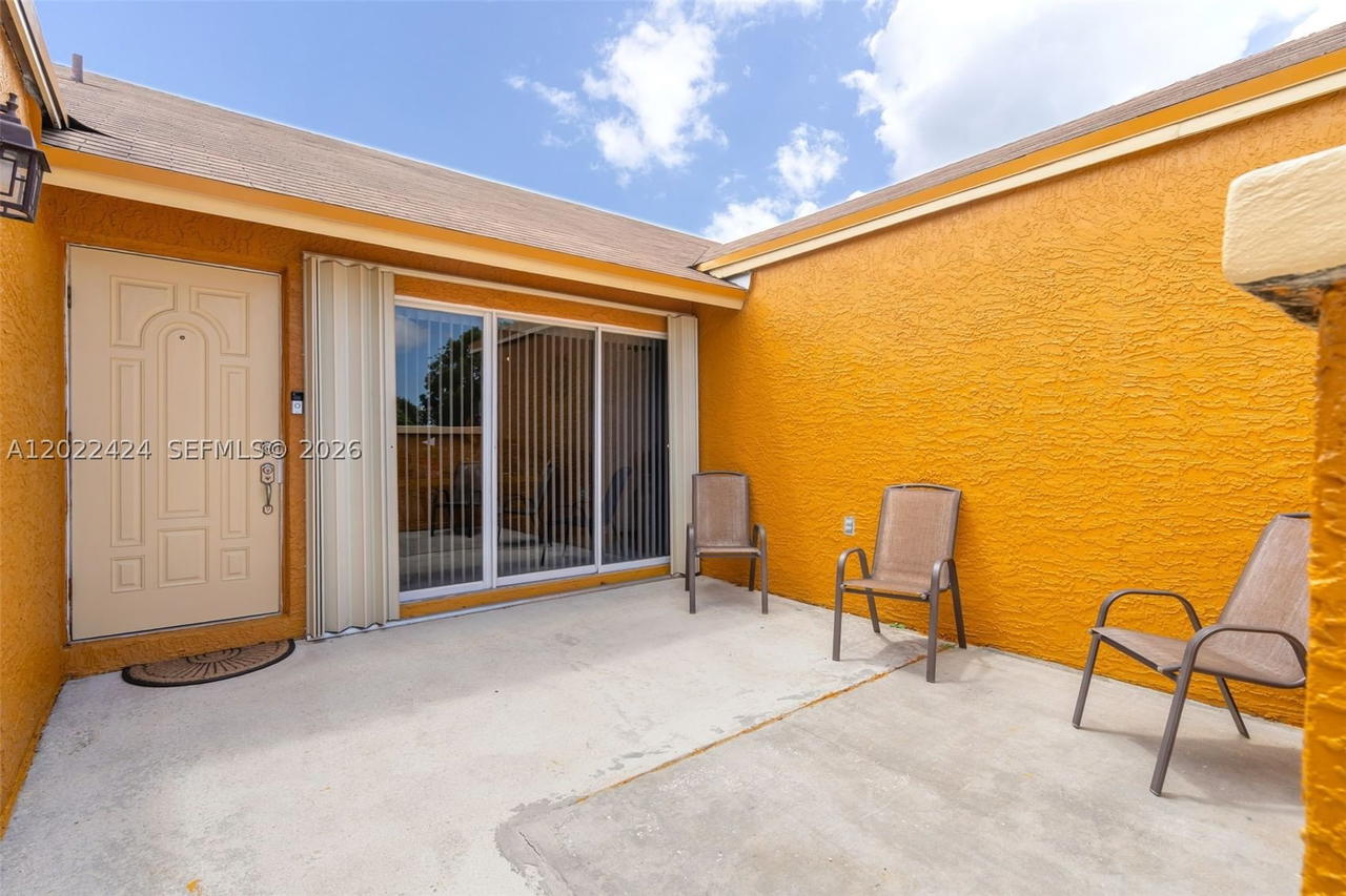 Real estate property located at 20370 32nd Ave, Miami-dade, Leslie Patio Homes Sec 4, Miami Gardens, FL
