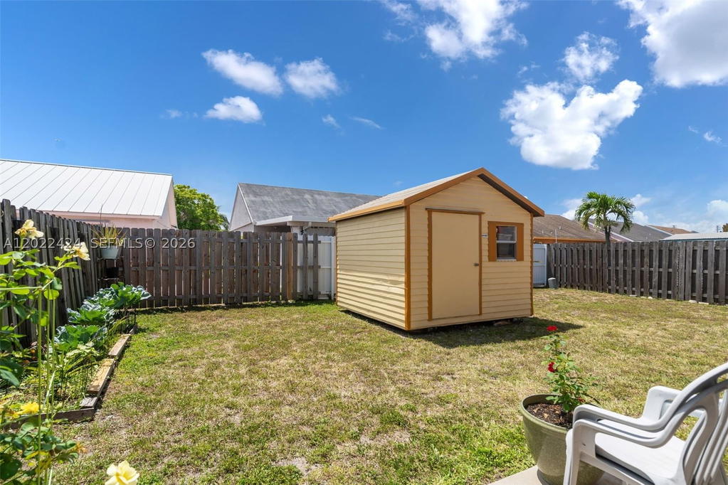 Real estate property located at 20370 32nd Ave, Miami-dade, Leslie Patio Homes Sec 4, Miami Gardens, FL