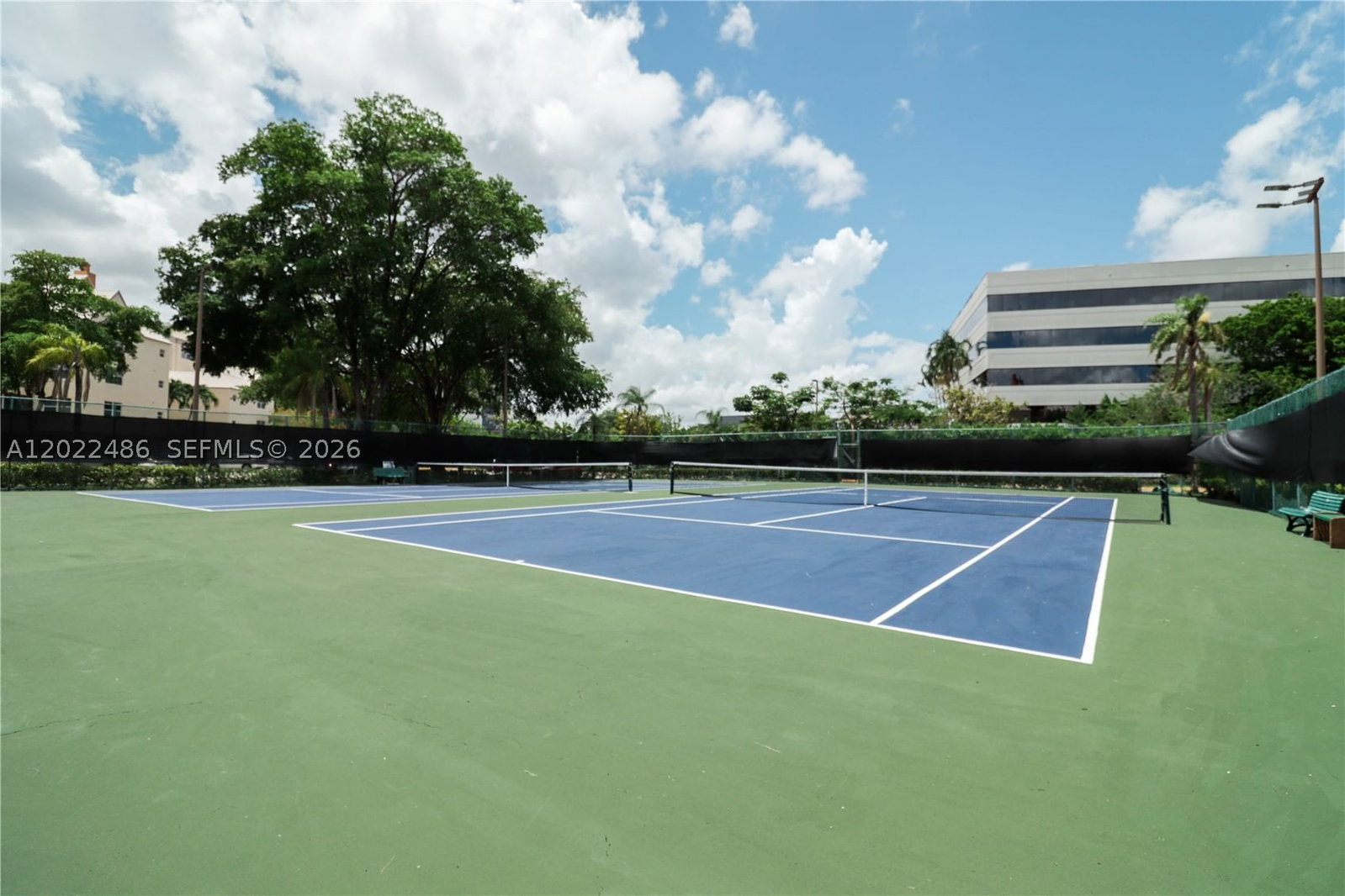 Real estate property located at 8245 Lake Dr #308, Miami-dade, Las Vistas At Doral Condo, Doral, FL