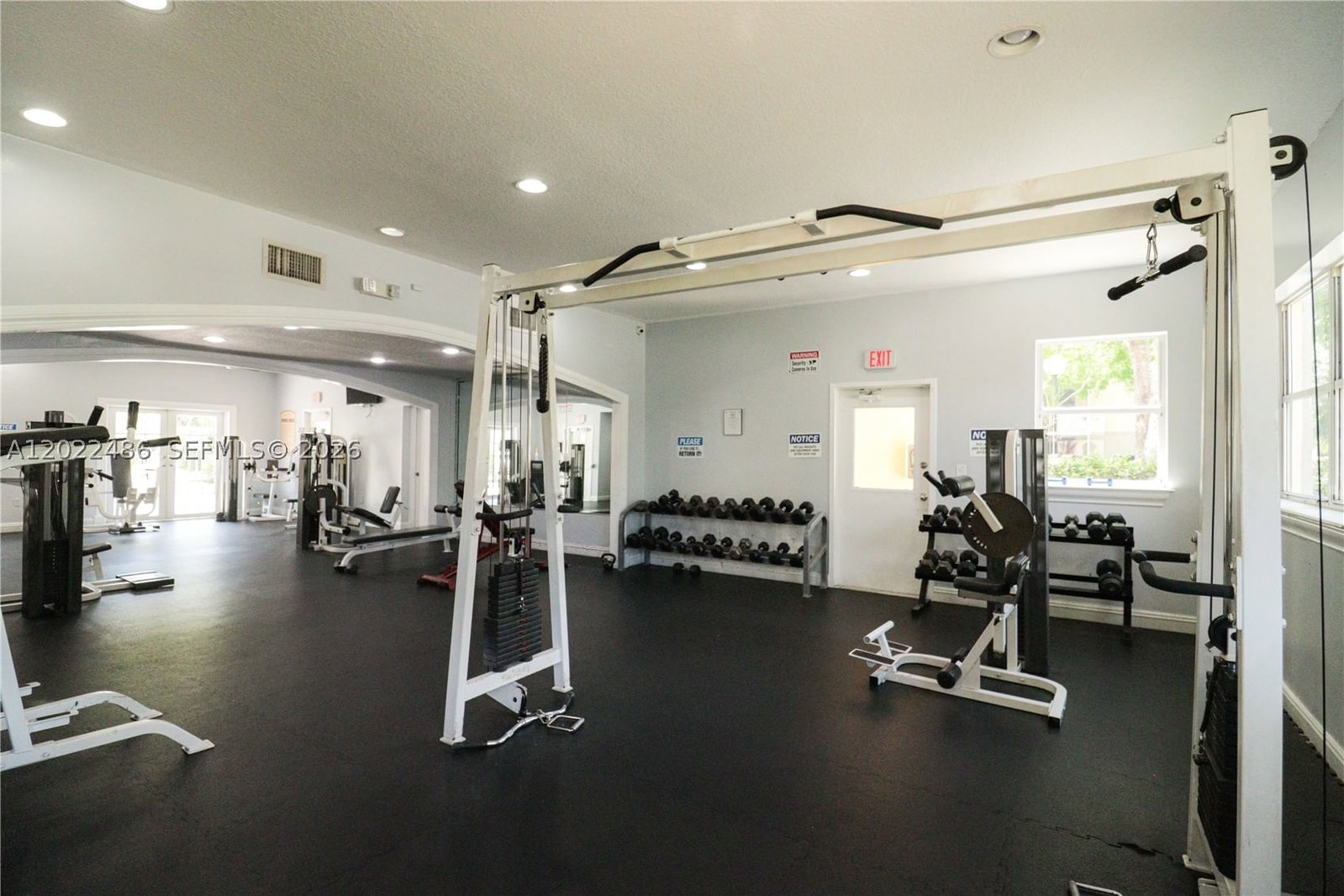 Real estate property located at 8245 Lake Dr #308, Miami-dade, Las Vistas At Doral Condo, Doral, FL