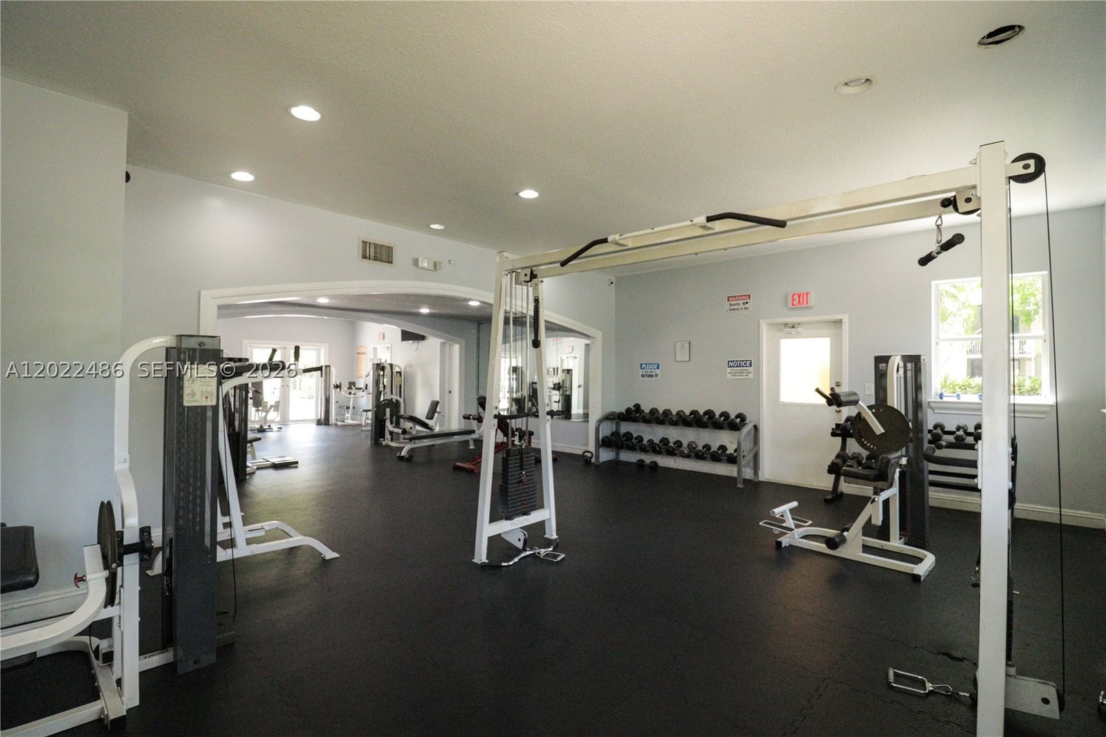 Real estate property located at 8245 Lake Dr #308, Miami-dade, Las Vistas At Doral Condo, Doral, FL