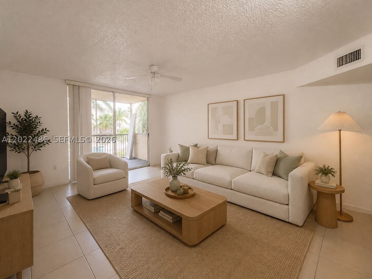 Real estate property located at 8245 Lake Dr #308, Miami-dade, Las Vistas At Doral Condo, Doral, FL
