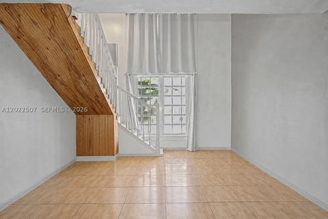 Real estate property located at 10901 Kendall Dr #214, Miami-dade, Castle Apts Condo, Miami, FL