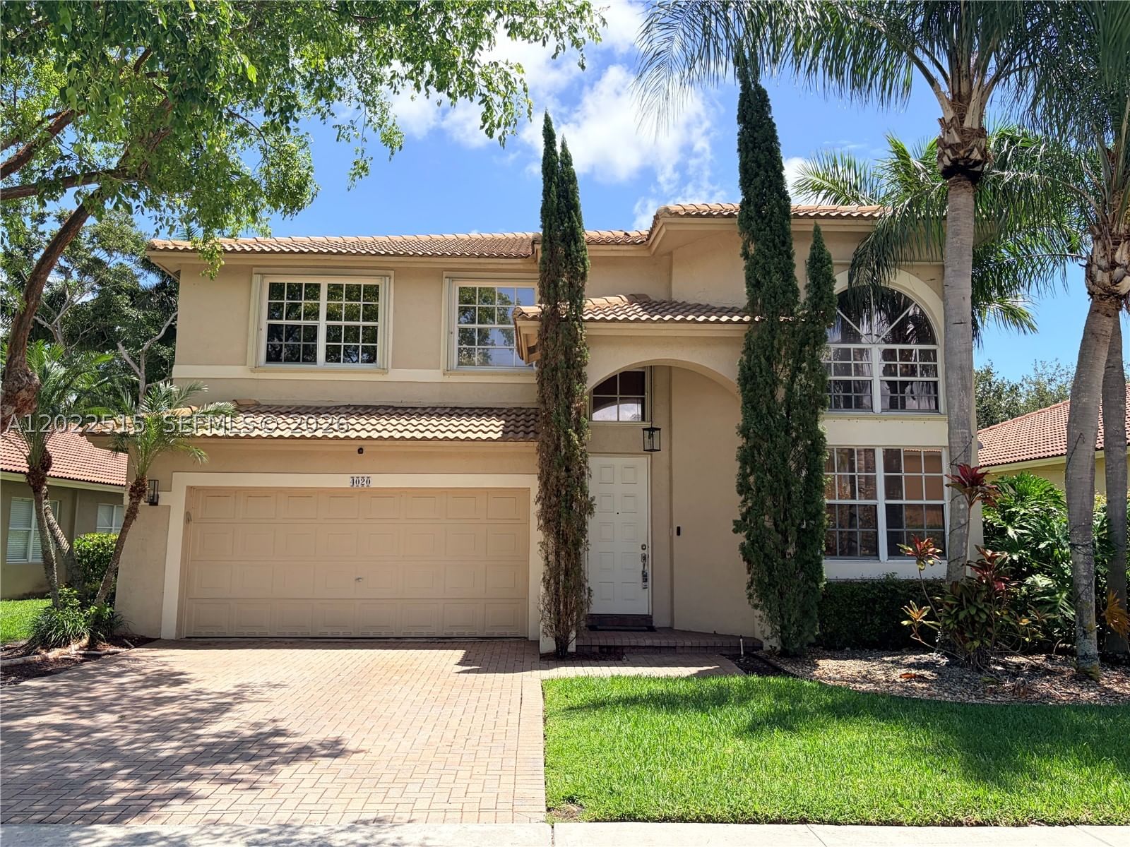 Real estate property located at 4020 Sapphire Cv, Broward, Amber-ruby Cove Plat, Weston, FL
