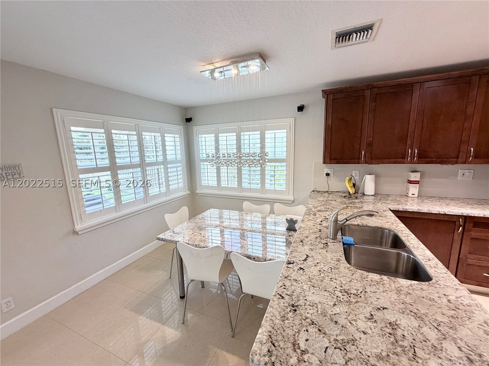 Real estate property located at 4020 Sapphire Cv, Broward, Amber-ruby Cove Plat, Weston, FL