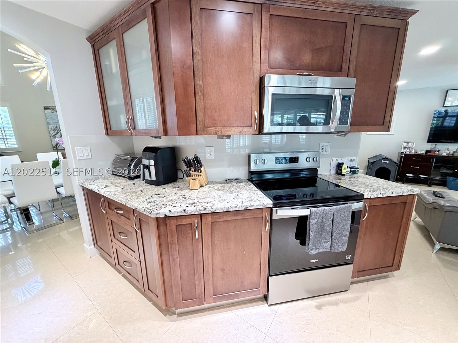 Real estate property located at 4020 Sapphire Cv, Broward, Amber-ruby Cove Plat, Weston, FL
