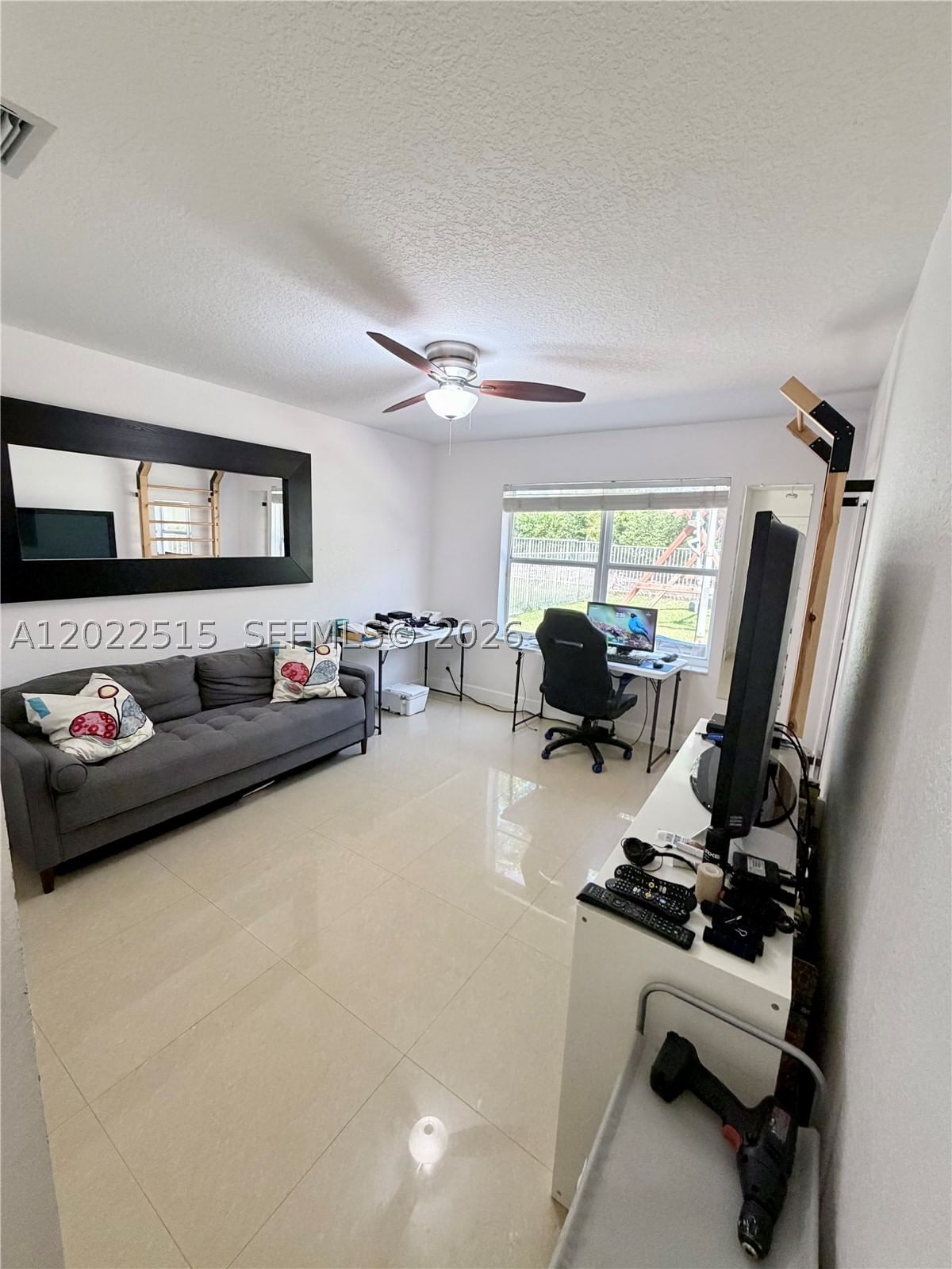 Real estate property located at 4020 Sapphire Cv, Broward, Amber-ruby Cove Plat, Weston, FL