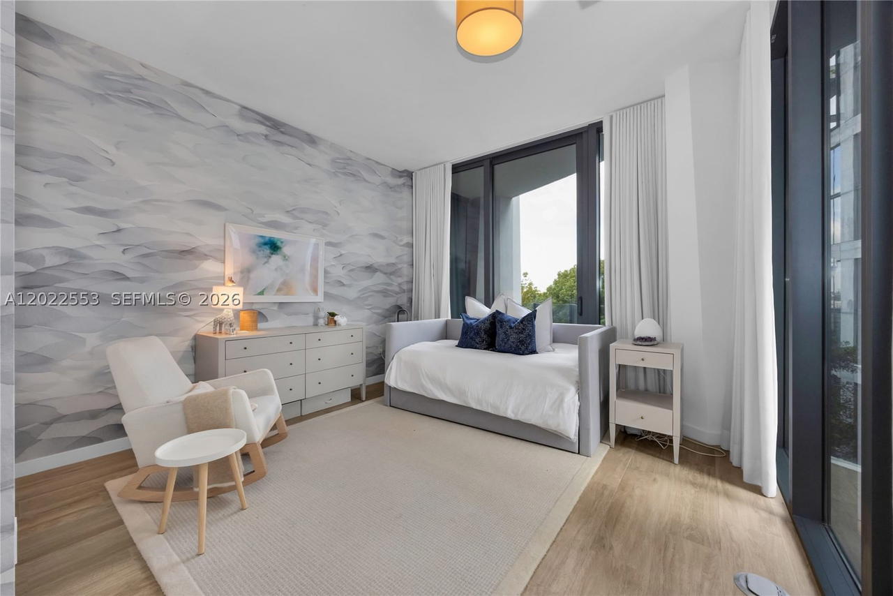Real estate property located at 2831 Bayshore Dr #705, Miami-dade, Club Residences At Park Gr, Miami, FL