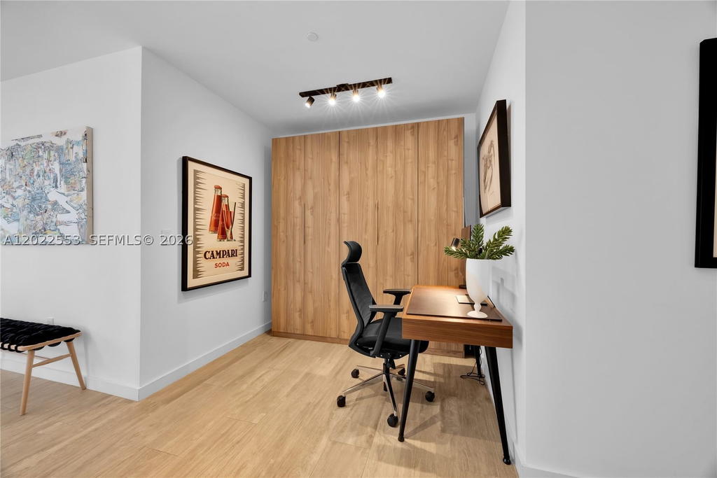 Real estate property located at 2831 Bayshore Dr #705, Miami-dade, Club Residences At Park Gr, Miami, FL