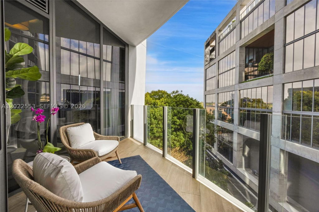 Real estate property located at 2831 Bayshore Dr #705, Miami-dade, Club Residences At Park Gr, Miami, FL