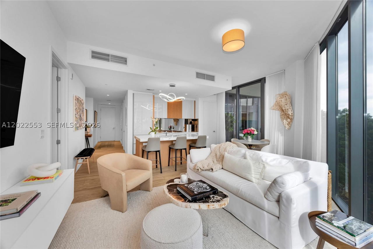 Real estate property located at 2831 Bayshore Dr #705, Miami-dade, Club Residences At Park Gr, Miami, FL