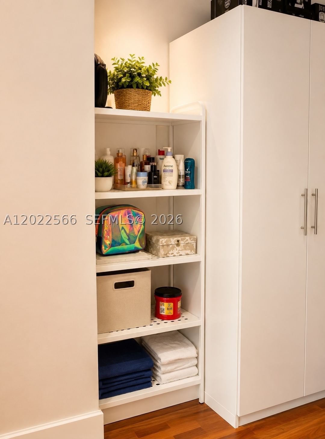Real estate property located at 900 Meridian Ave #104, Miami-dade, 900 Meridian Condo, Miami Beach, FL