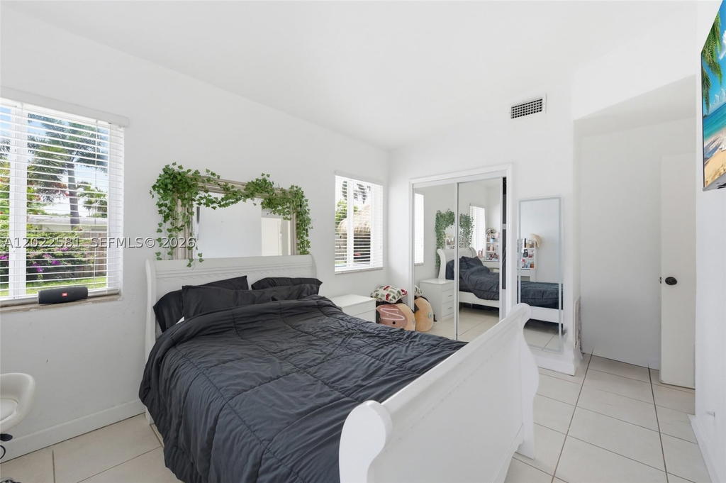 Real estate property located at 1141 45th Ter, Broward, Golf View Heights, Plantation, FL