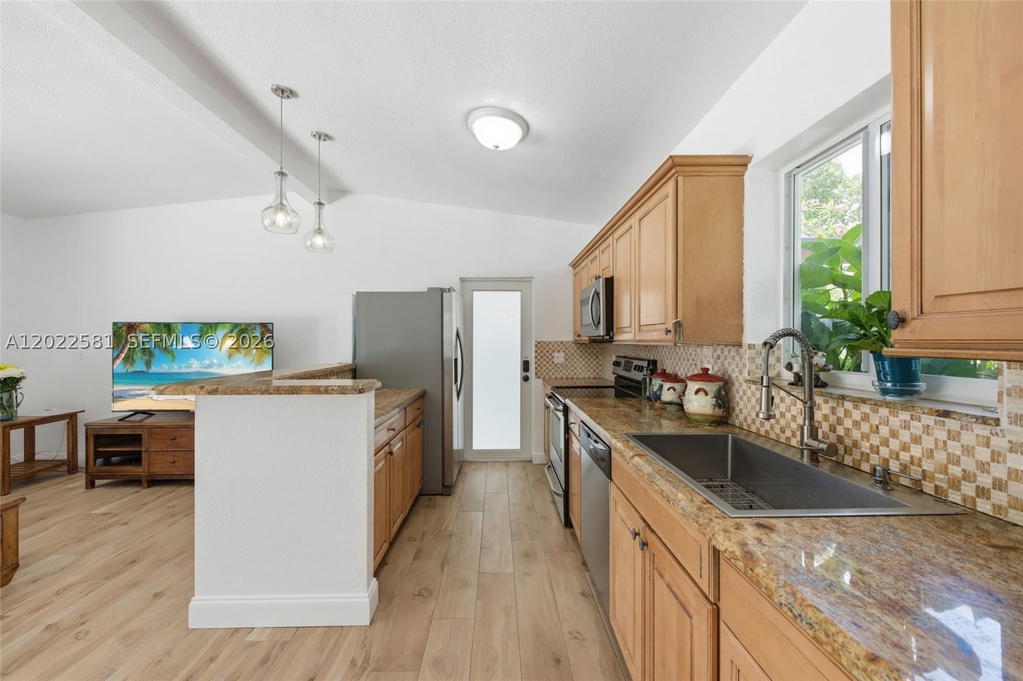 Real estate property located at 1141 45th Ter, Broward, Golf View Heights, Plantation, FL