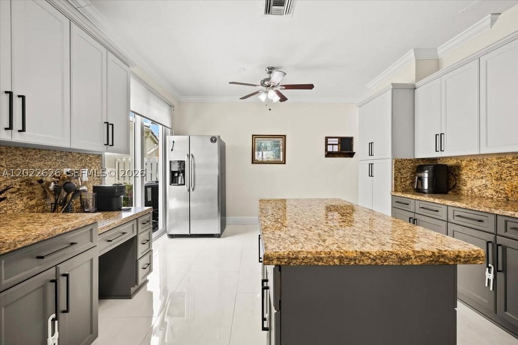 Real estate property located at 668 155th Ter, Broward, Towngate, Pembroke Pines, FL