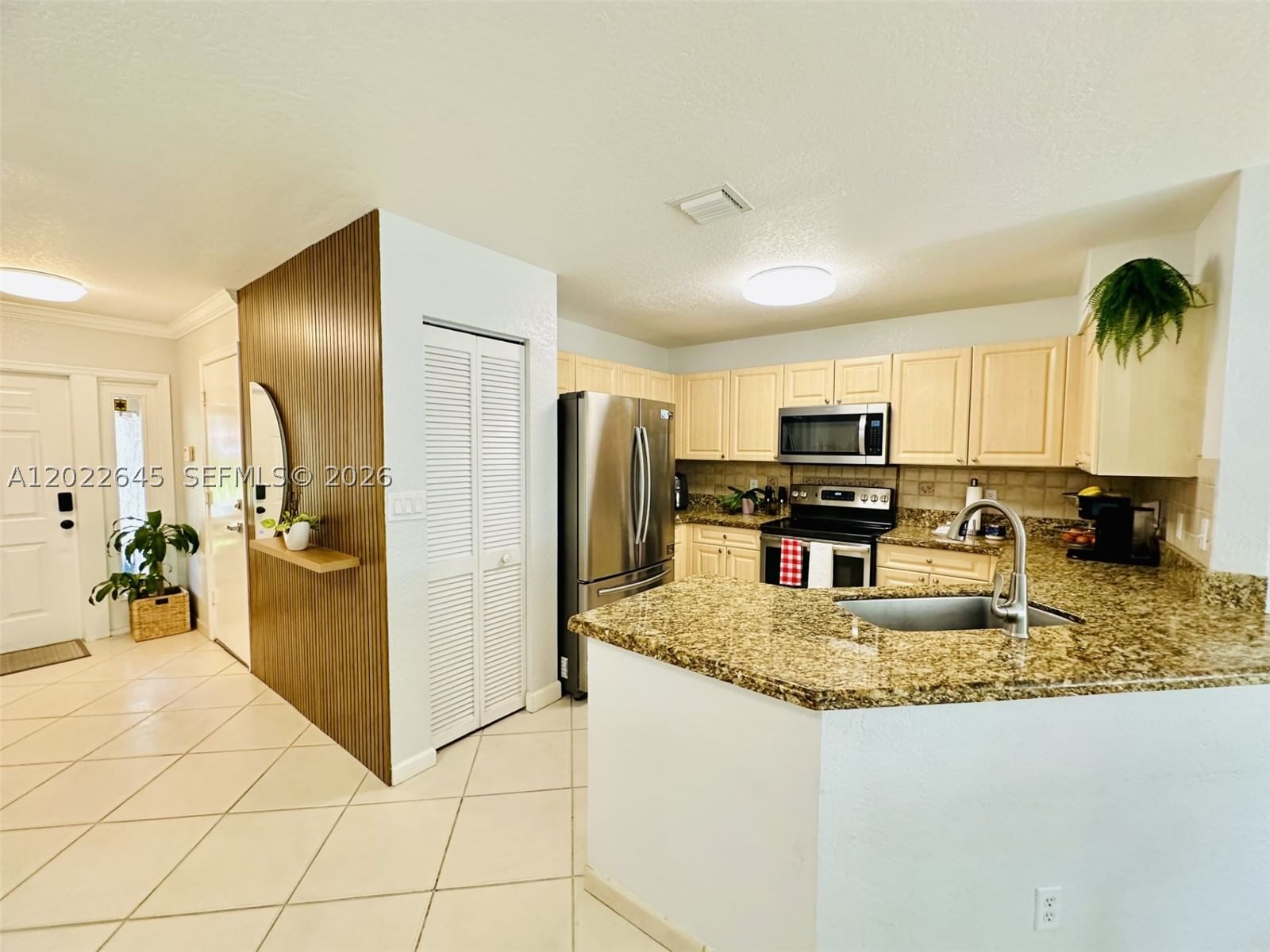 Real estate property located at 8952 38th Dr., Broward, Coral Springs Village Gre, Coral Springs, FL