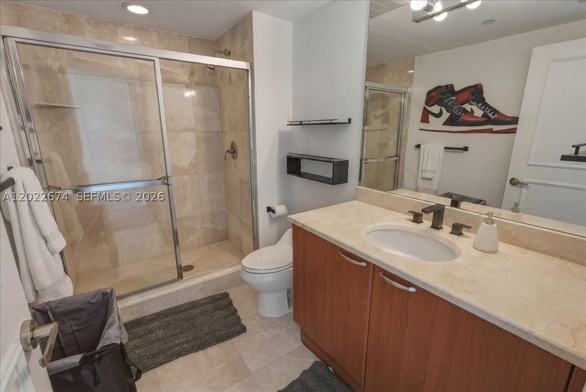 Real estate property located at 3301 183rd St #2101, Miami-dade, The Peninsula Ii Condo, Aventura, FL