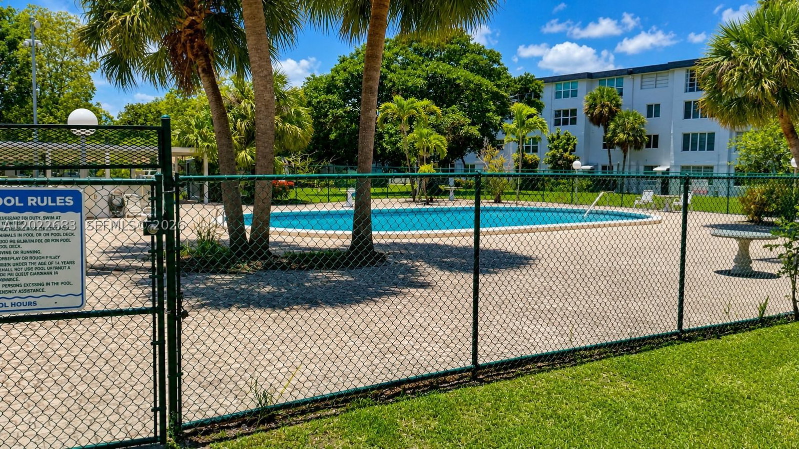 Real estate property located at 447 195th St #117, Miami-dade, Royal Oaks Condo, Miami, FL