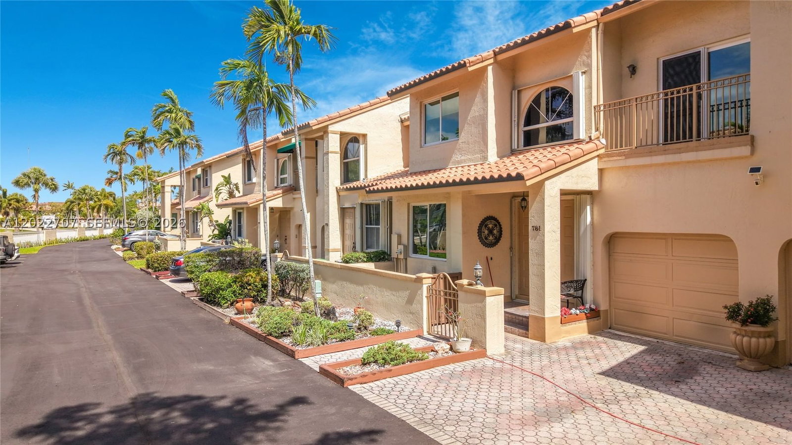 Real estate property located at 781 195th St, Miami-dade, Portofino, Miami, FL