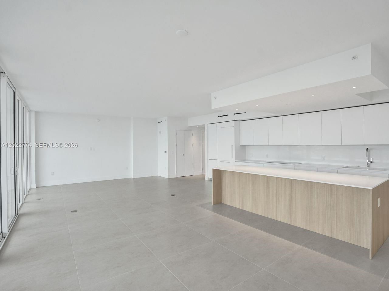 Real estate property located at 407 Riverside #402, Broward, Entourage In The Sun, Pompano Beach, FL