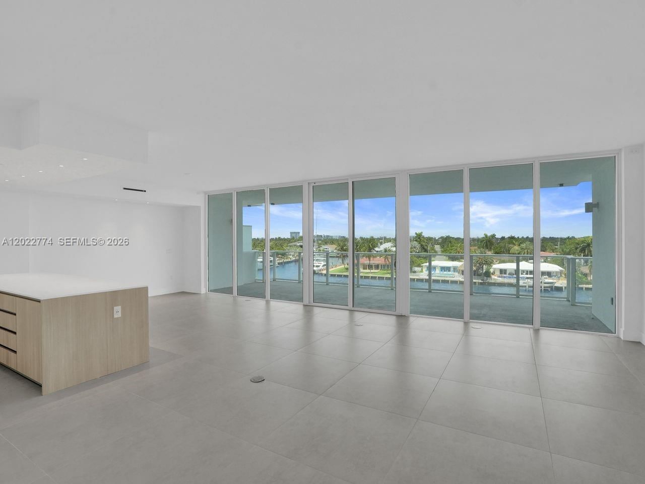 Real estate property located at 407 Riverside #402, Broward, Entourage In The Sun, Pompano Beach, FL