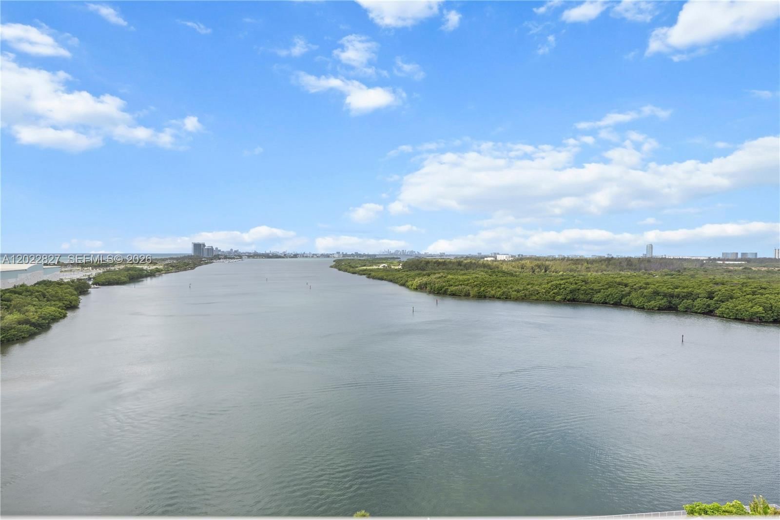 Real estate property located at 300 Bayview Dr #1504, Miami-dade, Arlen House Condo, Sunny Isles Beach, FL